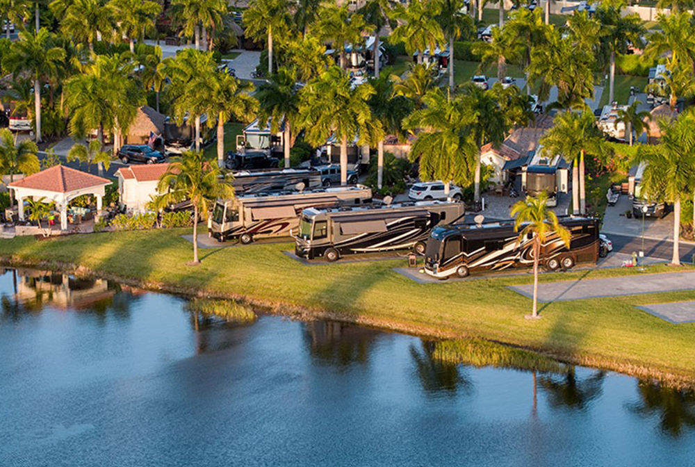 0002 FL NaplesMotorcoachResort 14 Gallery