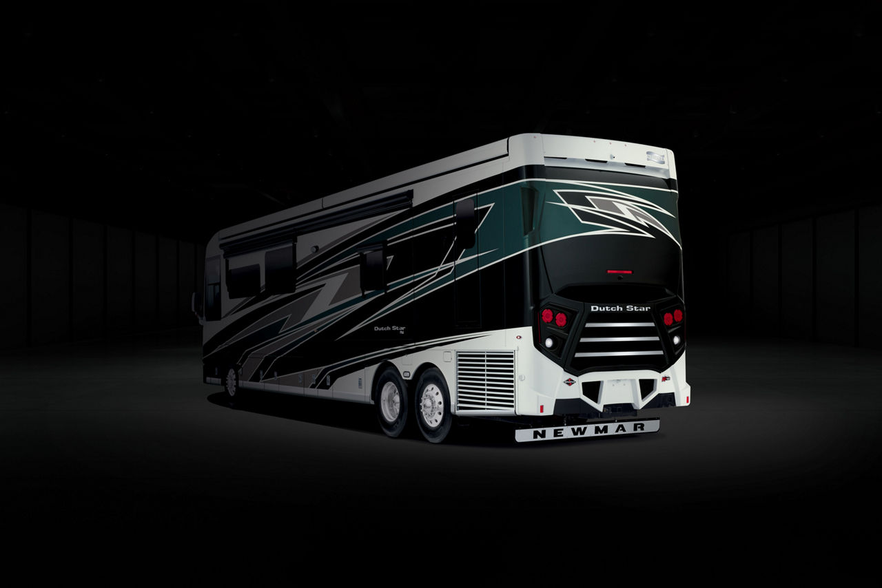 2025 dutch star gallery ext rear spotlight