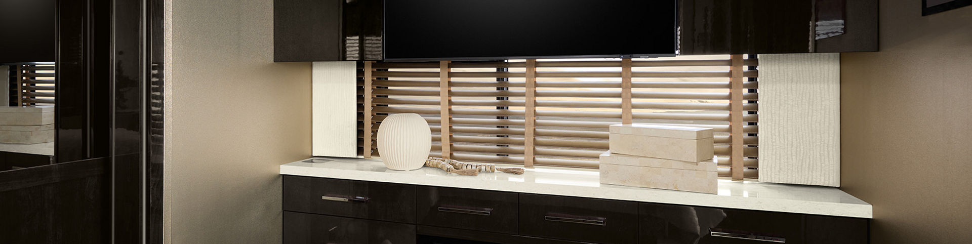 2025 King Aire Gallery Interior dresser