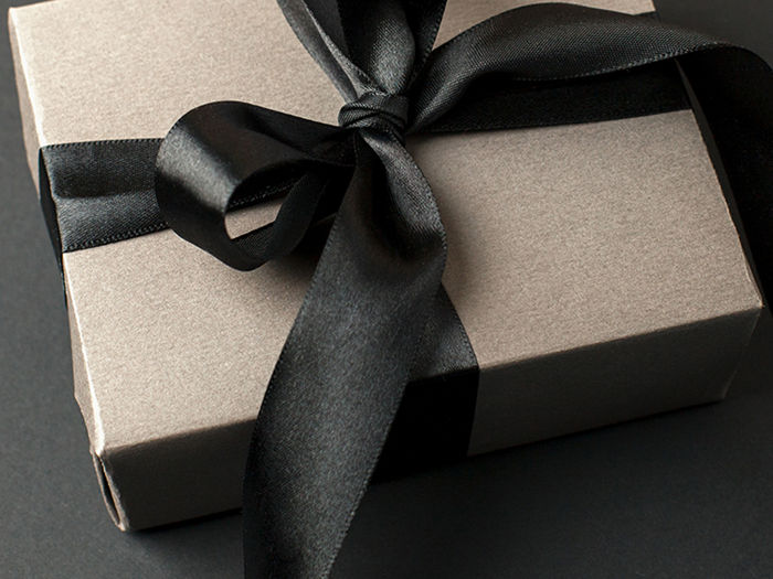 Gift box image