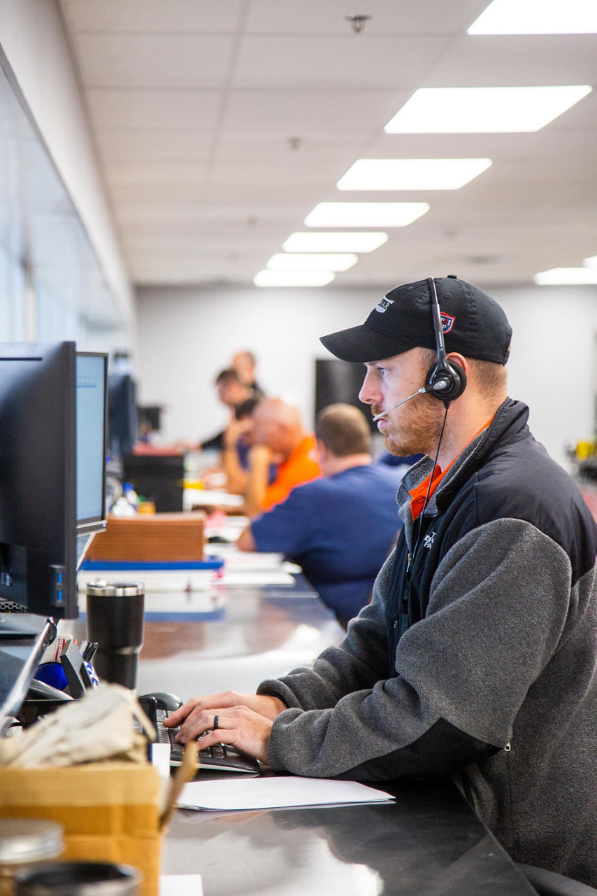 image of Newmar support center worker