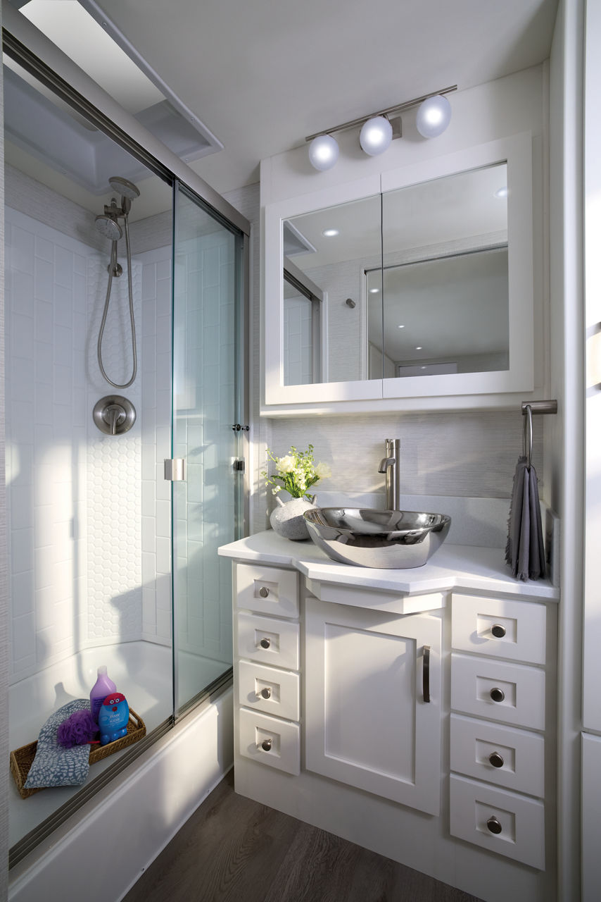 2026 Bay Star Bathroom Interior