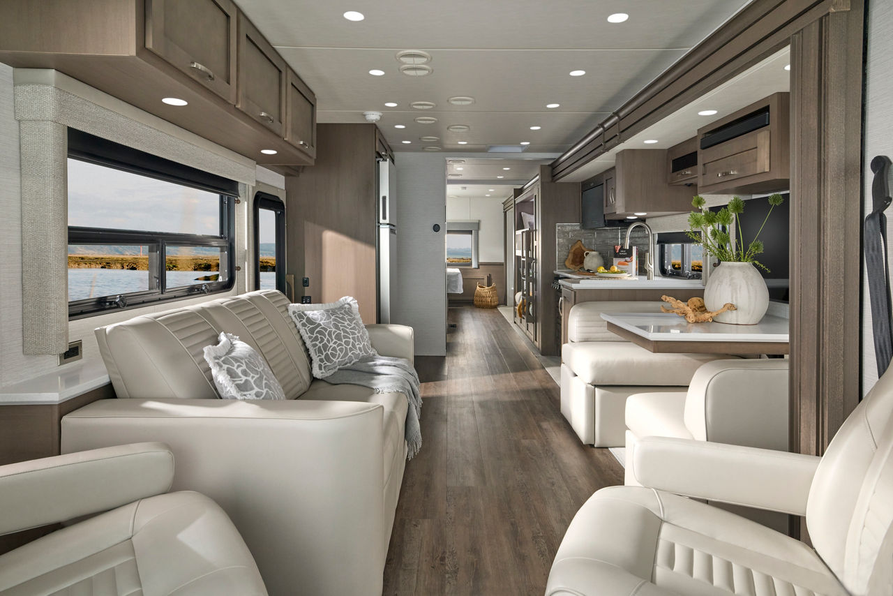 2027 Bay Star Interior