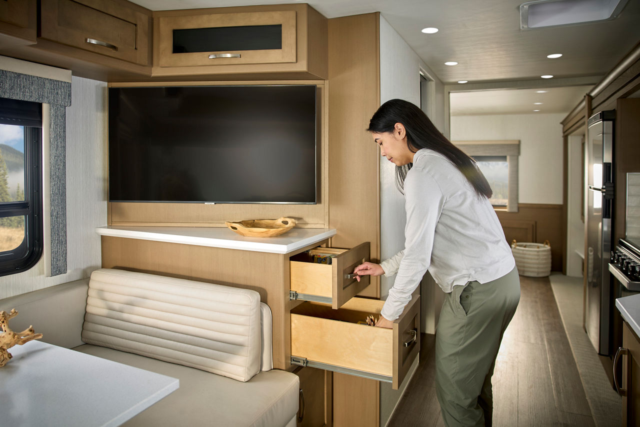 2026 Bay Star Sport INT FEA TvStorage
