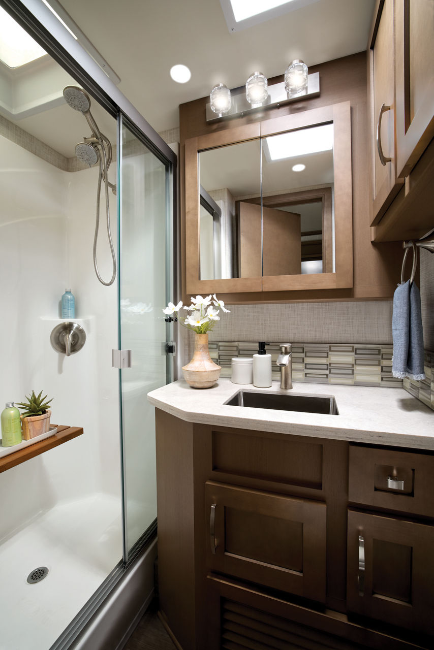 2026 Canyon Star Bathroom Interior