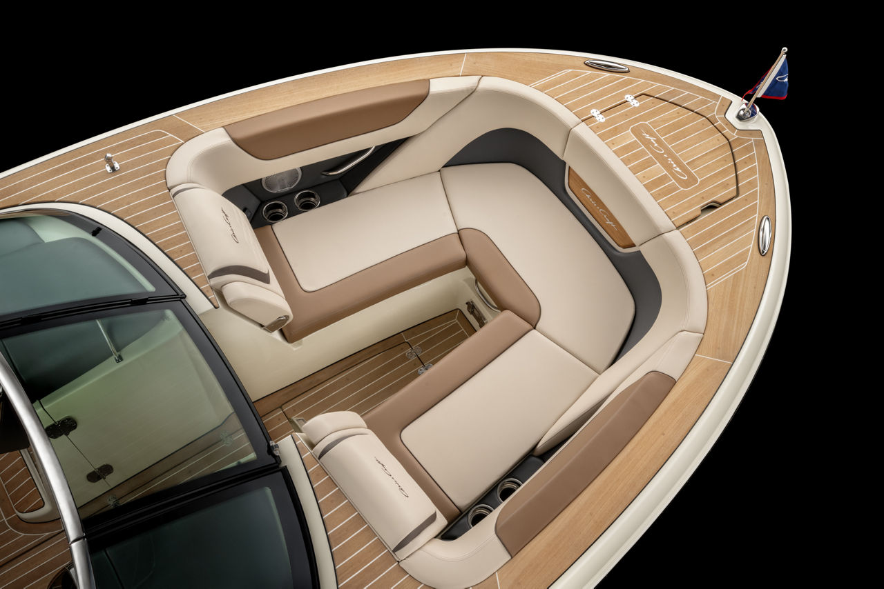 2026 Chris Craft Boats LX 27 Studio Photography