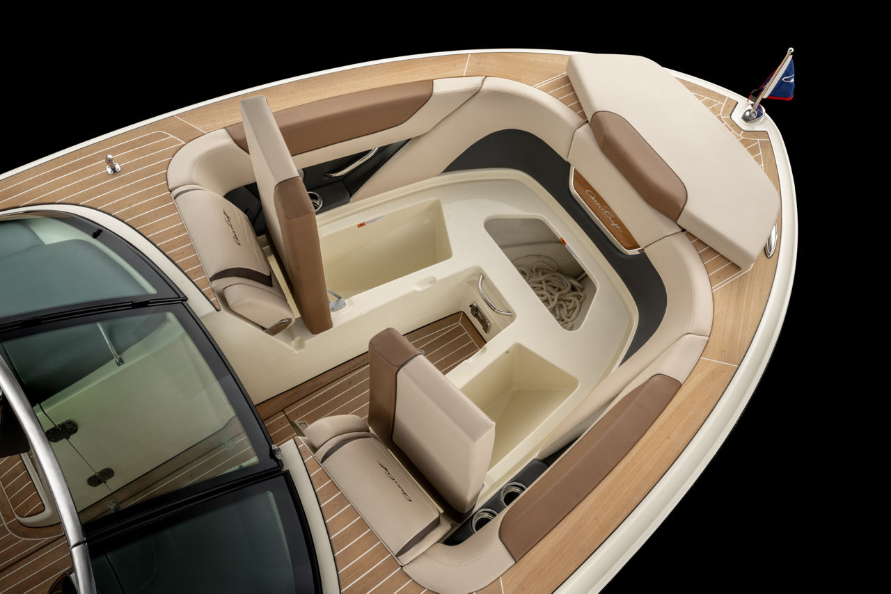 2026 Chris Craft Boats LX 27 Studio Photography