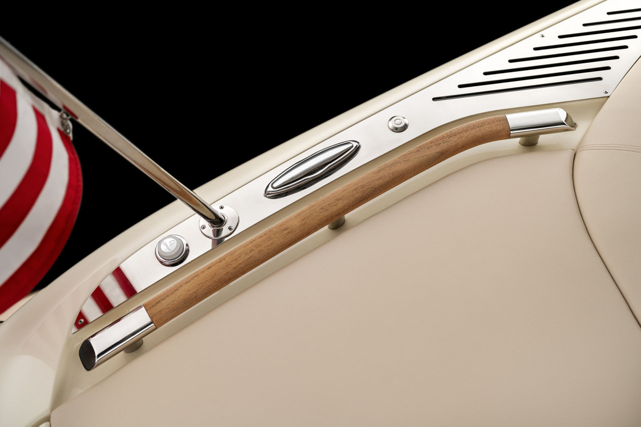 2026 Chris Craft Boats LX 27 Studio Photography