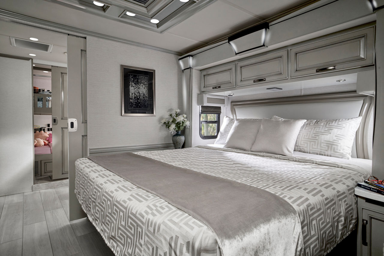 Dutch Star Bedroom