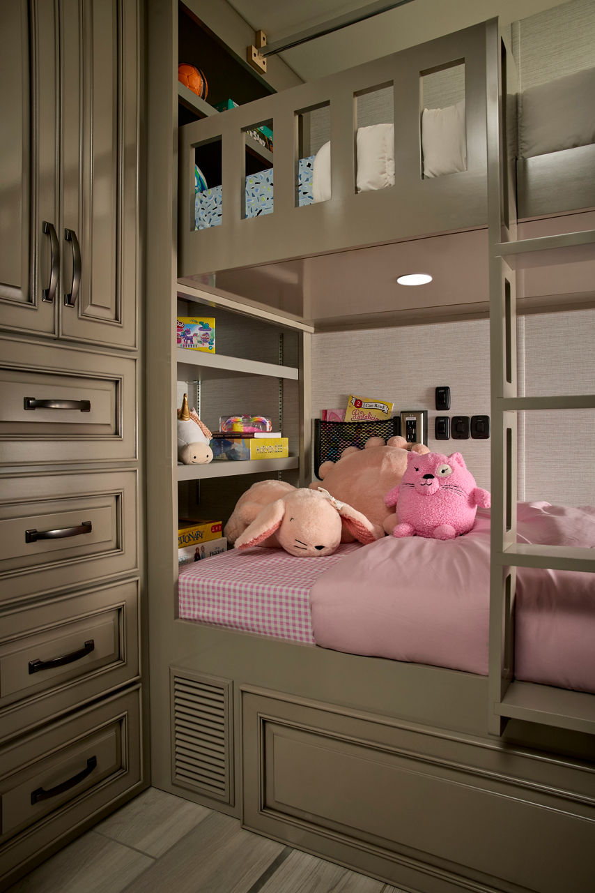 Dutch Star Bunk Beds