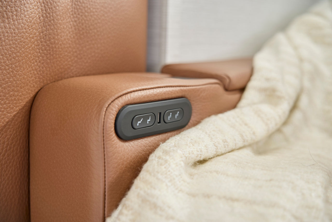 Seat Controls in Freedom Aire