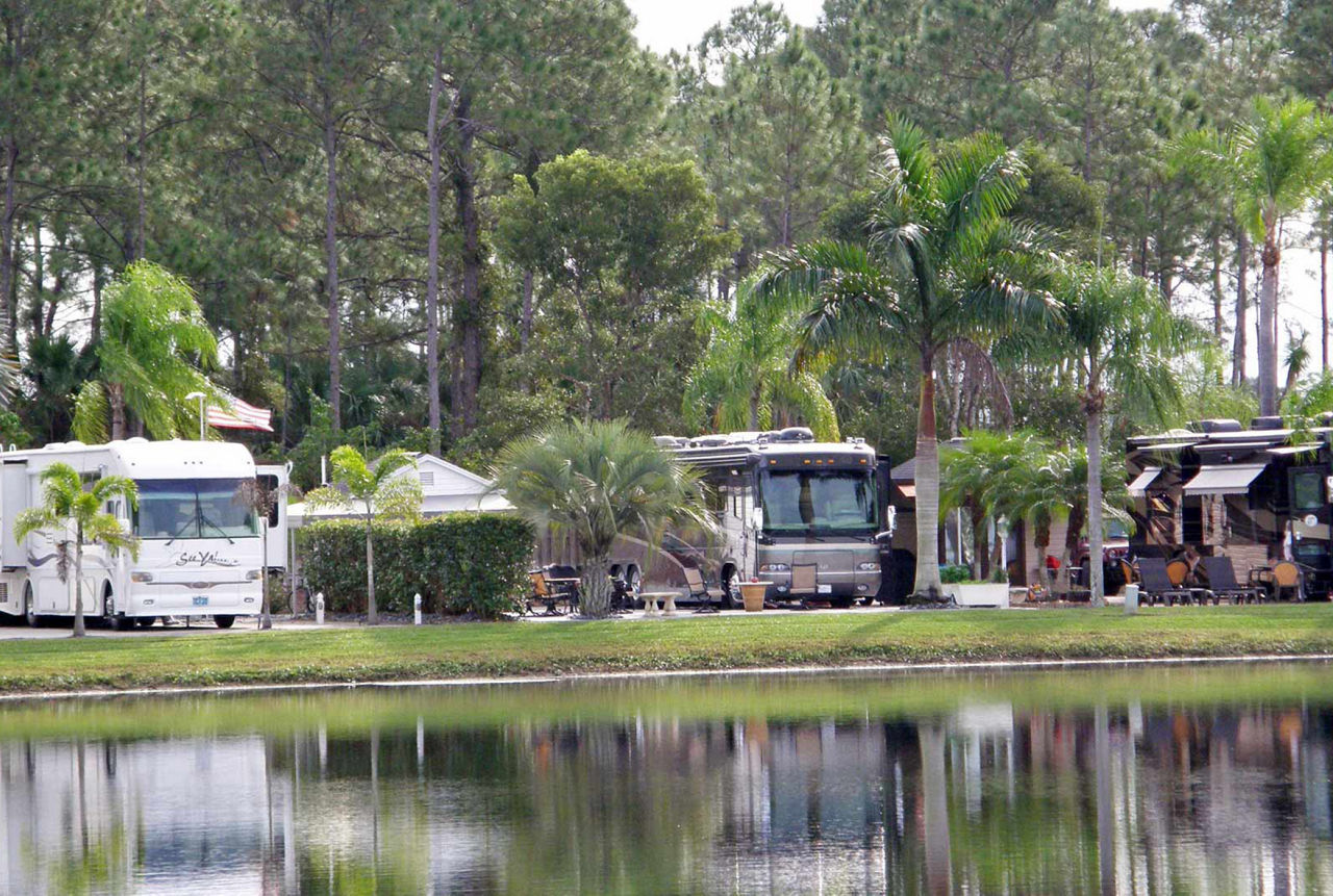 FL CrystalLakeMotorcoachResort Gallery6