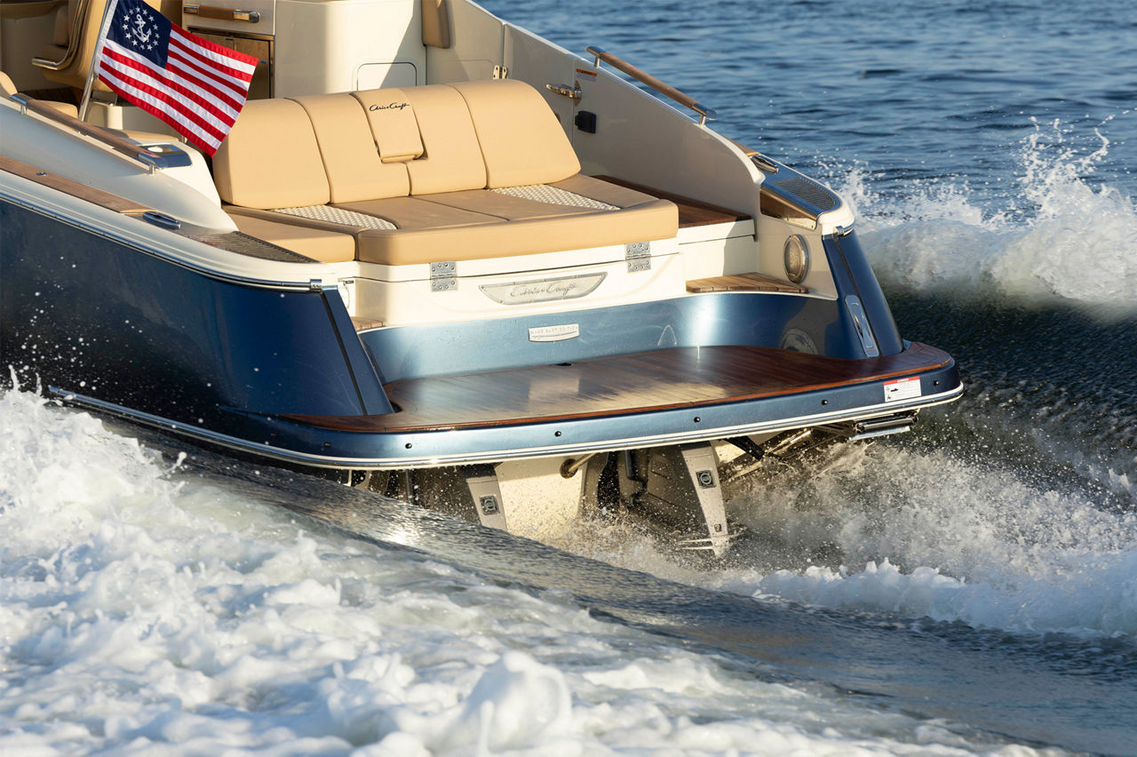 flexible boat lounging seat