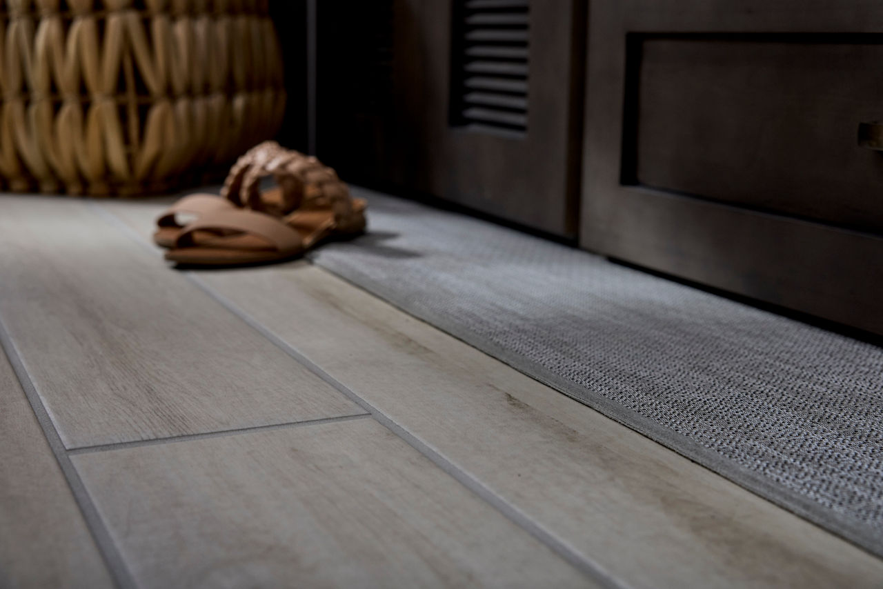 Grand Star Tile Floor