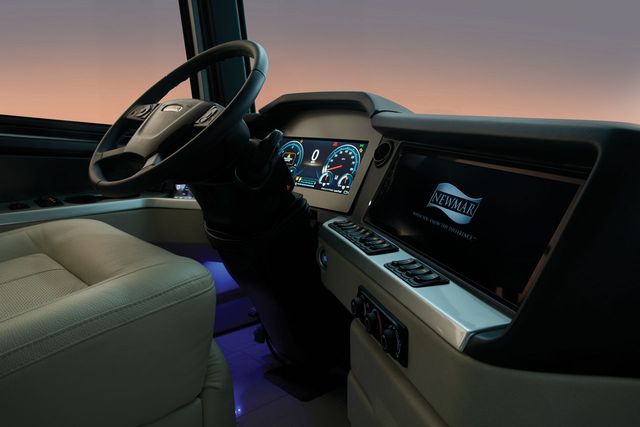 2026 London Aire INT Dash