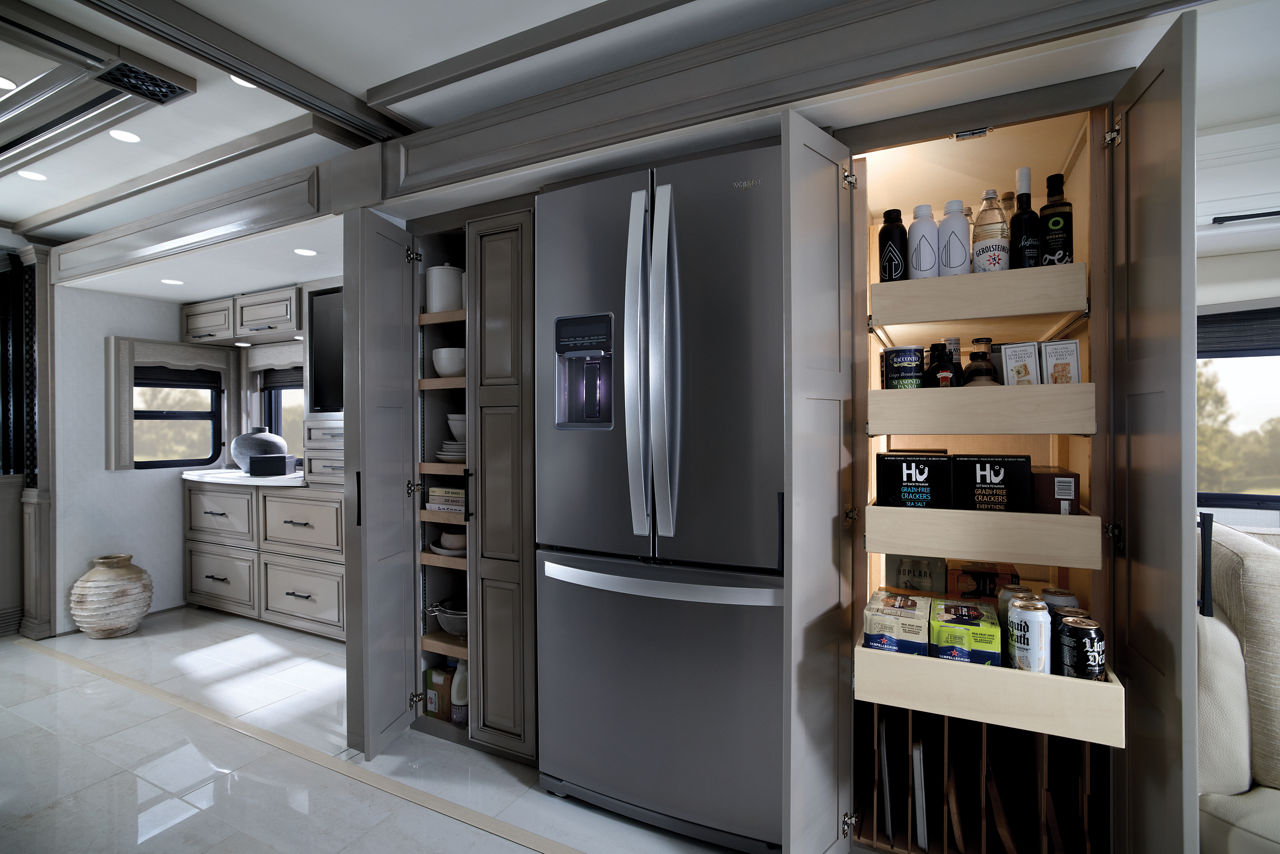 2026 London Aire INT Feature Pantry