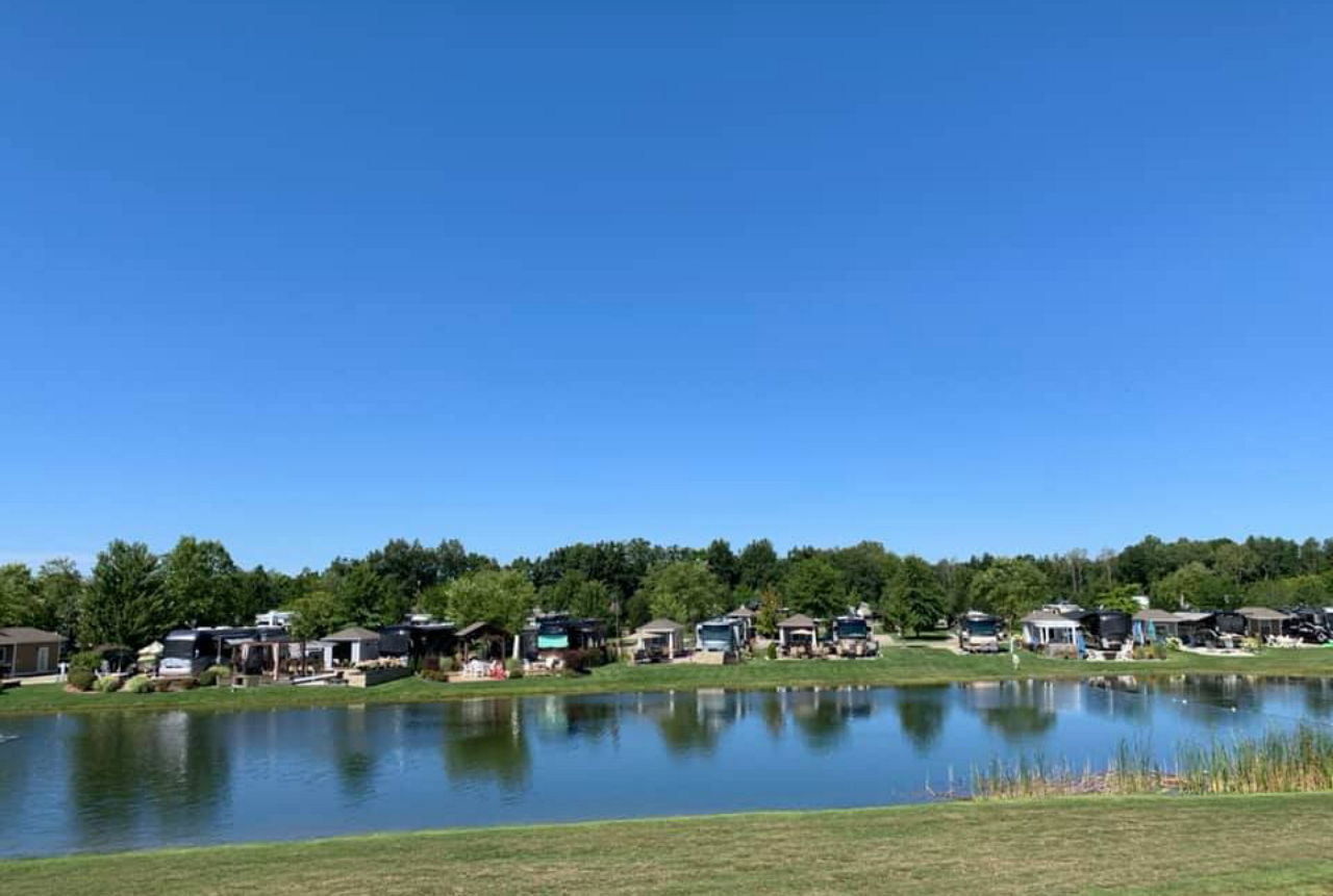 MI SunnybrookRVResort Gallery1