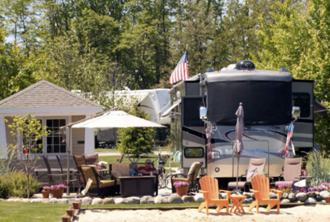 MI SunnybrookRVResort Gallery6