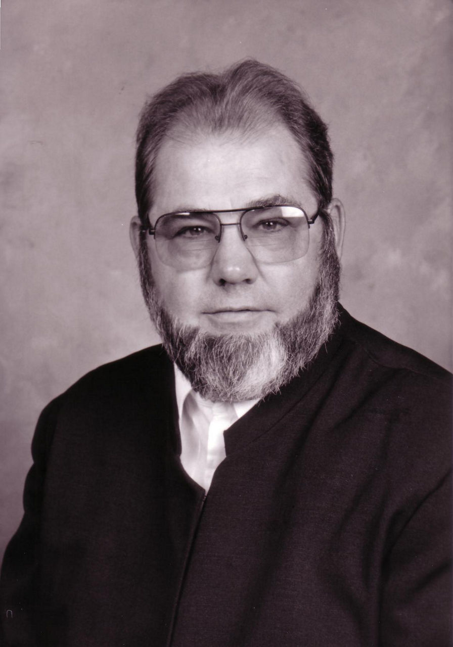 Mahlon Miller headshot