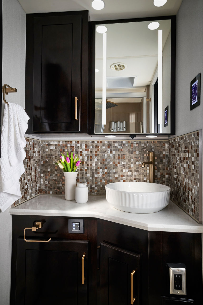 New Aire 2027 Vanity