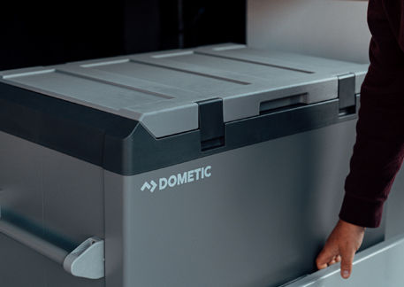 Newmar Dometic container