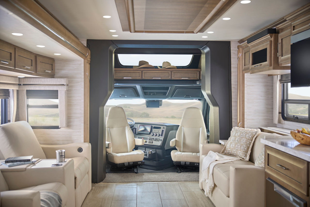 2026 supreme aire SA26 INT FEA Cab