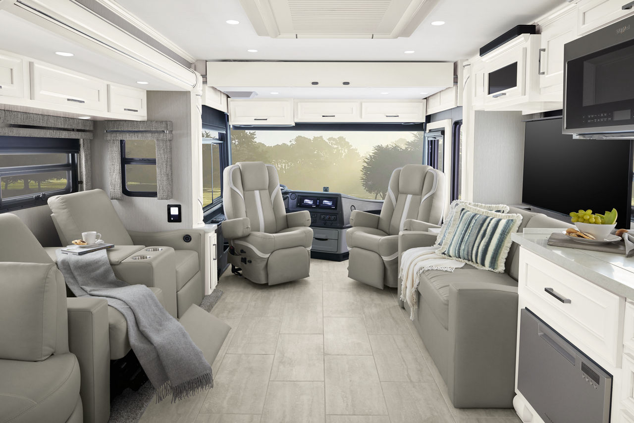 2026 Ventana Interior Back to Front