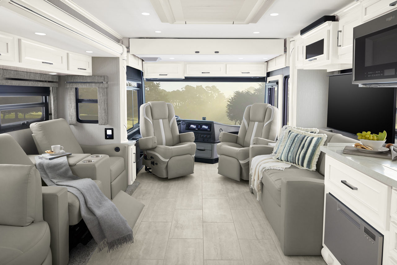 2026 Ventana Interior Back to Front