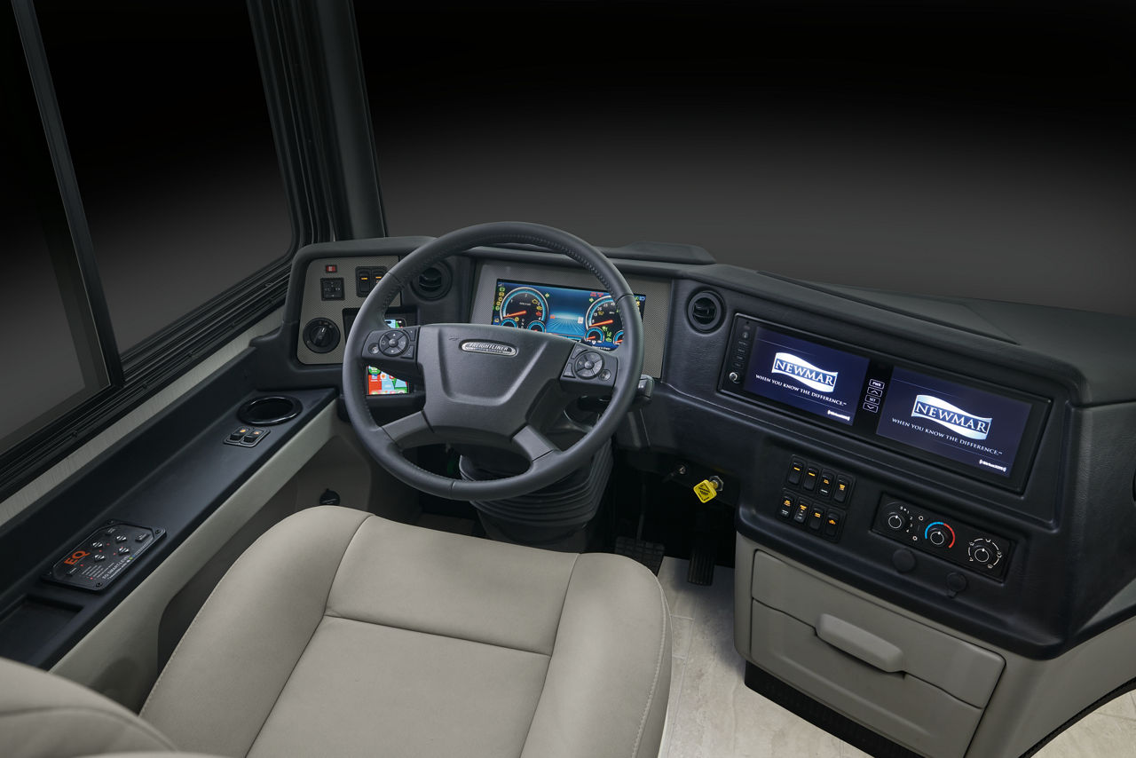 2026 Ventana Dash Interior
