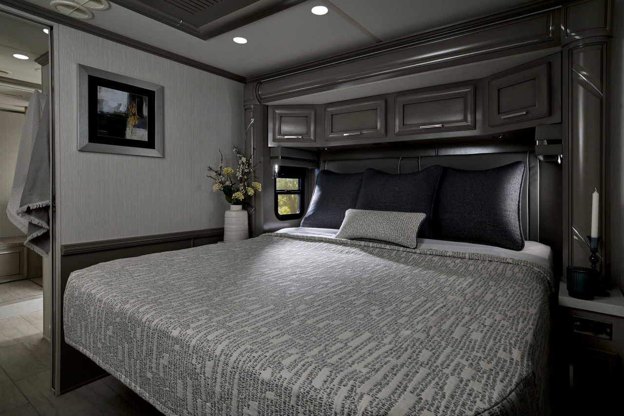 Ventana Bedroom