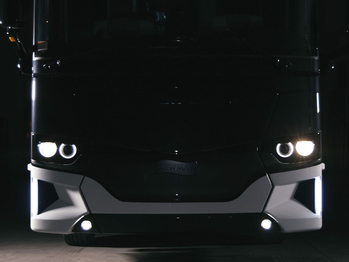 onyx package front of coach