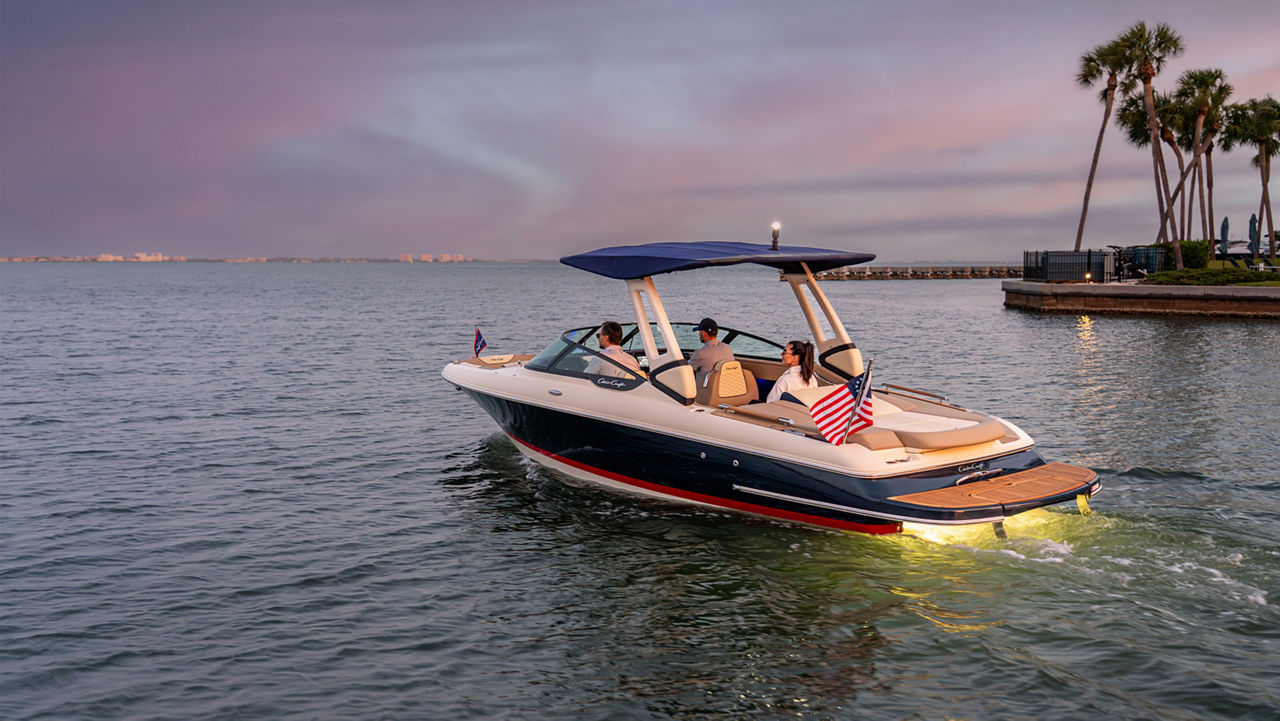 Sportster 25 boat on the water